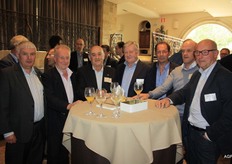 Dirk Van den Plas (Vz Hoogstraten), Frans de Weerdt (BFV), Erik Champagne (BFV), Herman Veulemans (BFV), Jos Janssens (LTV), Dirk Jans (LTV) en Johnny Corthaut (BFV).