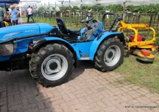 Combi BCS tractor met Illmer maaier van ZHE