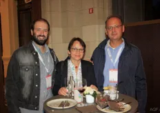 Luca Mazzoni (UNIVPM), Erika Kruger (Hochschule Geisenheim University) en Franco Capocasa (UNIVPM).