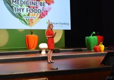 Tamara de Weijer is huisarts en voorzitter van de vereniging Arts & Voeding. Ze praat over het belang van voeding in de behandeling van diabetes type 2, maar vooral ook over hoe zijn patienten motiveert om een andere leefstijl te willen – niet te moeten.
