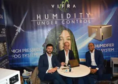 Vifra: Stefano Liporace, Vincenzo Russo and Stefano Hiwat (Hoogendoorn)