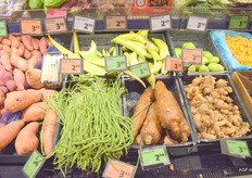 Service producten waaronder aloë vera, kousenband, cassave, bakbananen