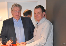 Geert Vonck van Aucxis, de ontwikkelaar van de klokken, met Étienne Leclerc (BelOrta)