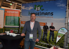 Joost Henselmans van Henselmans Aardbeiplanten.