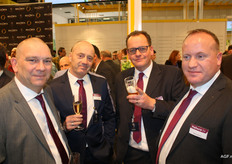 De paarse stropdassen van Haluco