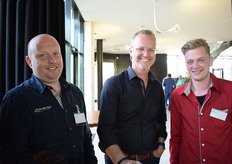 Jack Martens en Joris Jans van Weyers met de spreker van die middag Partrick van Veen (m) van Apemanagement