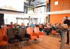 Zijn de verschillende leiderschapsvormen bij apen herkenbaar?