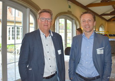 Luc Bruneel van Coöperatie Hoogstraten en Kilian De Geyter inkoper AGF bij Aldi