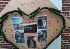 Het thema van deze kom in de kas was “Groene Liefde”. Bij kwekerij Kaljouw hing dit bord naar aanleiding van dit thema.