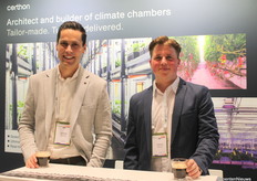Jaap Weerheim en Freek Herpers van Certhon, dat met hun technieken ook in de zaadindustrie actief is en deze gelegenheid aangreep om de congresbezoekers daarmee ook kennis te laten maken. 