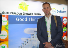 Richard Hagedoorn van White Circle als bezoeker op de beurs, hier bij dealer Sun Parlour Grower Supply.