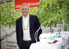 Leo Lievaart wilde vooral laten zien hoe strak zo’n Forteco kokosmat door Van der Knaap gevuld wordt.