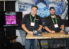 J.P. Shaw en Joe Vassallo van Vassallo Electric