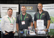 Ryder Lane (Hoogendoorn America), Dan Bogema (Verhoef Electric) en Brandon Minor (Verhoef Electric)