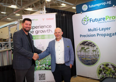 Trevor Golding van Goldleaf Technologies en Art van Rijn van Artechno Growth Systems zijn gaan samenwerking in FutureProp.