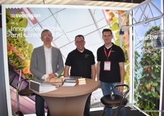 Hugo Plaisier, Dominique Blok en Joris Vermonden van Ludvig Svensson - go with the flow