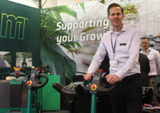 Dolf van der Hoeven van Metazet. De winactie werd door veel beursbezoekers zeer serieus genomen. 