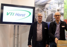 Wim Beckers en Hennie Kosman in de stand van VTI Horst