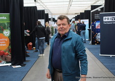 Karel Welten, Hazera, als bezoeker