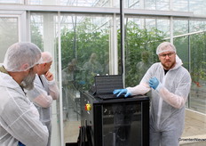 Google Streetview, alleen dan uit de kas, zo toont Matěj Sklenář (Fravebot) het resultaat van rondrijden met een scoutrobot.