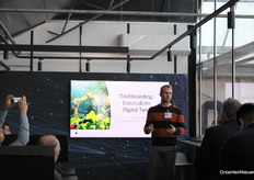 Lars van der Lely van 30Mhz sprak over dashboarding, de datahub die men ontwikkelde voor Tomatoworld en digital twins