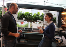 John Popa, Castleton Fruit en Vicki Smith, Dogtooth.