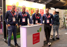 Teamfoto bij Thwan van Gennip