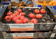 Uiteraard komen we bij Biedronka ook roze tomaten tegen.