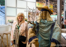 Monika Reimann vertelde vorig jaar meer over het 50-jarig bestaan van het bedrijf: https://www.hortidaily.com/article/9770434/50-years-of-greenhouse-energy-screens/