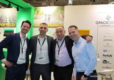 Je kunt het Opackgroup team niet missen bij binnenkomst in Hall 3