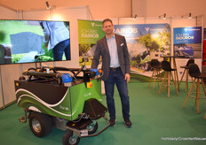 Martin Sues met de Rainos Machine