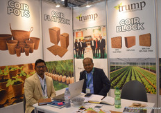 Christopher Rohan Martin en Thushara Kudakumbura van Trump Coirs