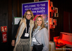 Marjolein Kuenen & Sylvia Grootscholten, Uniglobe