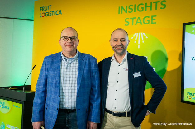 Marco de Bruin, Lettuce Lead, en Ad Kranendonk, Flier Systems, presenteerden over kas-slaproductie versus open teelt