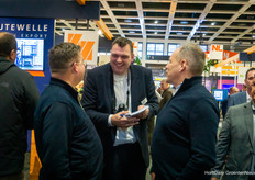 Toch een icoon zo, met dat notitieboekje. Onze onverstoorbare Izak Heijboer van AGF.nl