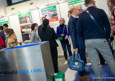 Menno Chemie stond samen met ProfilGate op de beurs en de reinigingsmat trok de aandacht