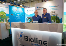 Nieuwe collega's bij Bioline Agroscience: Meindert Schutz en Hans van de Pas kennen we al langer, maar deze keer namen ze de nieuwe roofschildwants Podiline mee. Lees er hier meer over.
