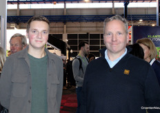 Timo en Bastiaan Bos kwamen vanuit Sexbierum naar HortiContact. In Friesland hebben de telers een kas omgebouwd voor zaadteelt.