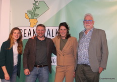 De leukste stagiaire van de hele beurs was te vinden op de stand van (Beanstalk) Liselotte van Os Stagiaire en tuinders dochter, sloot aan bij het team van Sjoerd Nieboer, Marit Nieboer-Klapwijk en peter Klapwijk. Wat een energie!