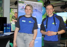 Bij Erfgoed in Moerkapelle wil je werken, want de sfeer is daar heel goed ''zo vertellen Linde Jansen en Martijn Boer'' Dus projectleiders, installateurs en trekkerschauffeurs ga eens kennismaken.