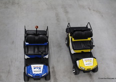 Bij Van der Valk hebben ze wel oog voor stijl en details. Deze glimmende electrokarren staan klaar om klanten rond te leiden door het hele proces.