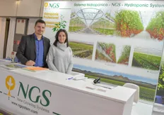 Guillermo Baquiero en Ana Marita Navarro Miras van New Growing System.