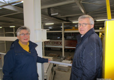 De ouders van een van de werkvoorbereiders namen ook een kijkje tijdens de opening.