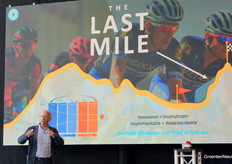 Als gastspreker was professor dokter Paul Iske uitgenodigd. Hij is werkzaam aan de universiteiten van Maastricht en Stellenbosch en oprichter van het Instituut voor Briljante Mislukkingen. Hij riep iedereen op vooral fouten te maken, daarvan te leren en wenste Delphy daarom bovenal veel briljante mislukkingen toe in het nieuwe onderzoekscentrum.