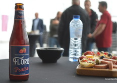 Aardbeienbier mocht natuurlijk niet ontbreken op de borrel.