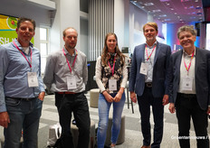 Arno Hellemans en Sam Gui van Biobest met Alja van der Schuren, Carl Rentes en Nigel Wallbridge van Vivent.