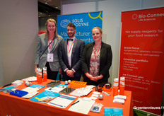 Melissa van Deelen en Sebastien Langui van Solis Biodyne met Sjoukje Bouman van Bioconnect.