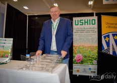 René Polak (Ushio) kwam de opties voor HPS-belichting op de Canadese markt verkennen