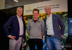 Jaco de Vries, Jake Houweling en Thomas Douma (Houweling Americas). Houwelings Americas heeft recent, naast een vestiging in Ontario, ook een vestiging in British Columbia geopend.