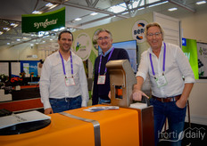 Tom Coen (Octiva), Peter van Lexmond (Meteor Systems) en Pieter van Dijk (Ontario Plants Propragation) bespraken de toekomstplannen van Ontario Plants Propagation.